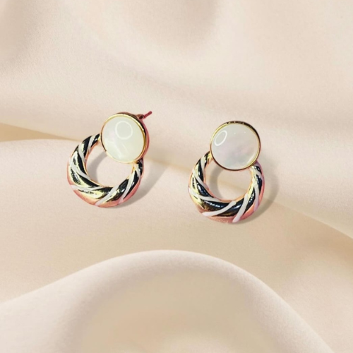 Opel hoop earrings